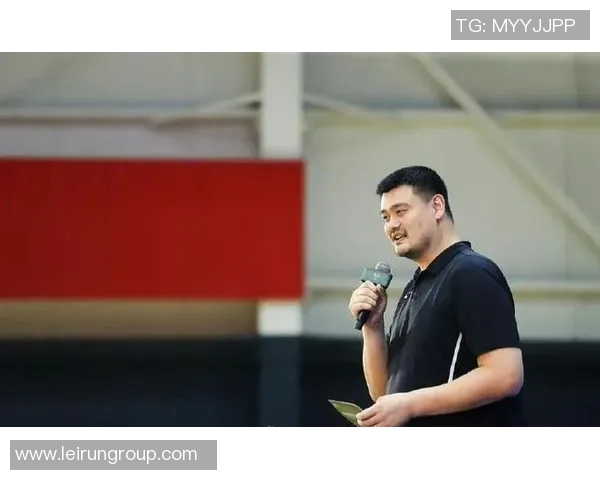 老头谈姚明的传奇人生与篮球梦想的启示